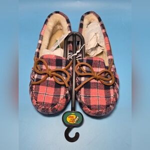 Bass Pro Shop Kids Plaid Kids Moccasin Slippers, 6M NEW